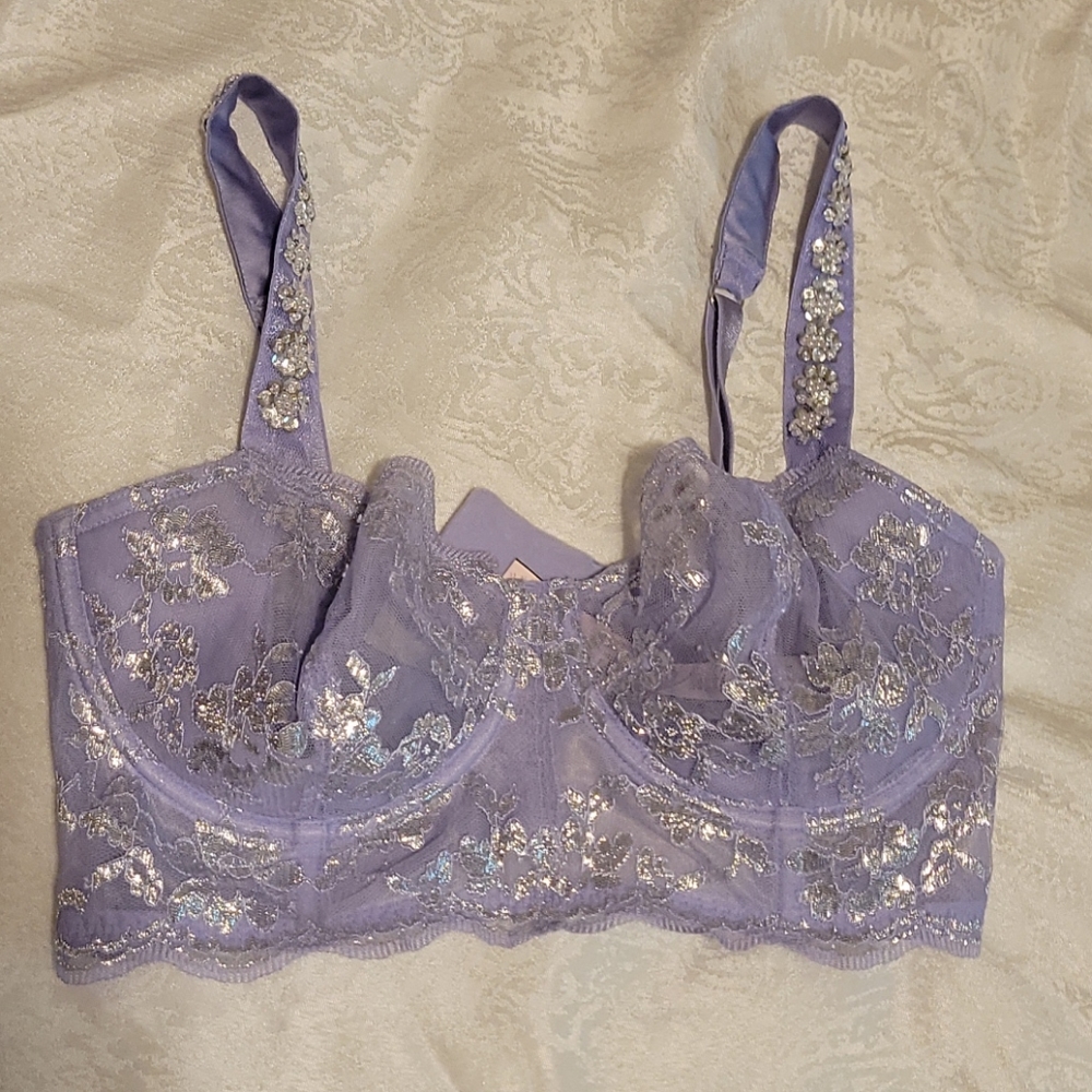 Victoria Secret bra